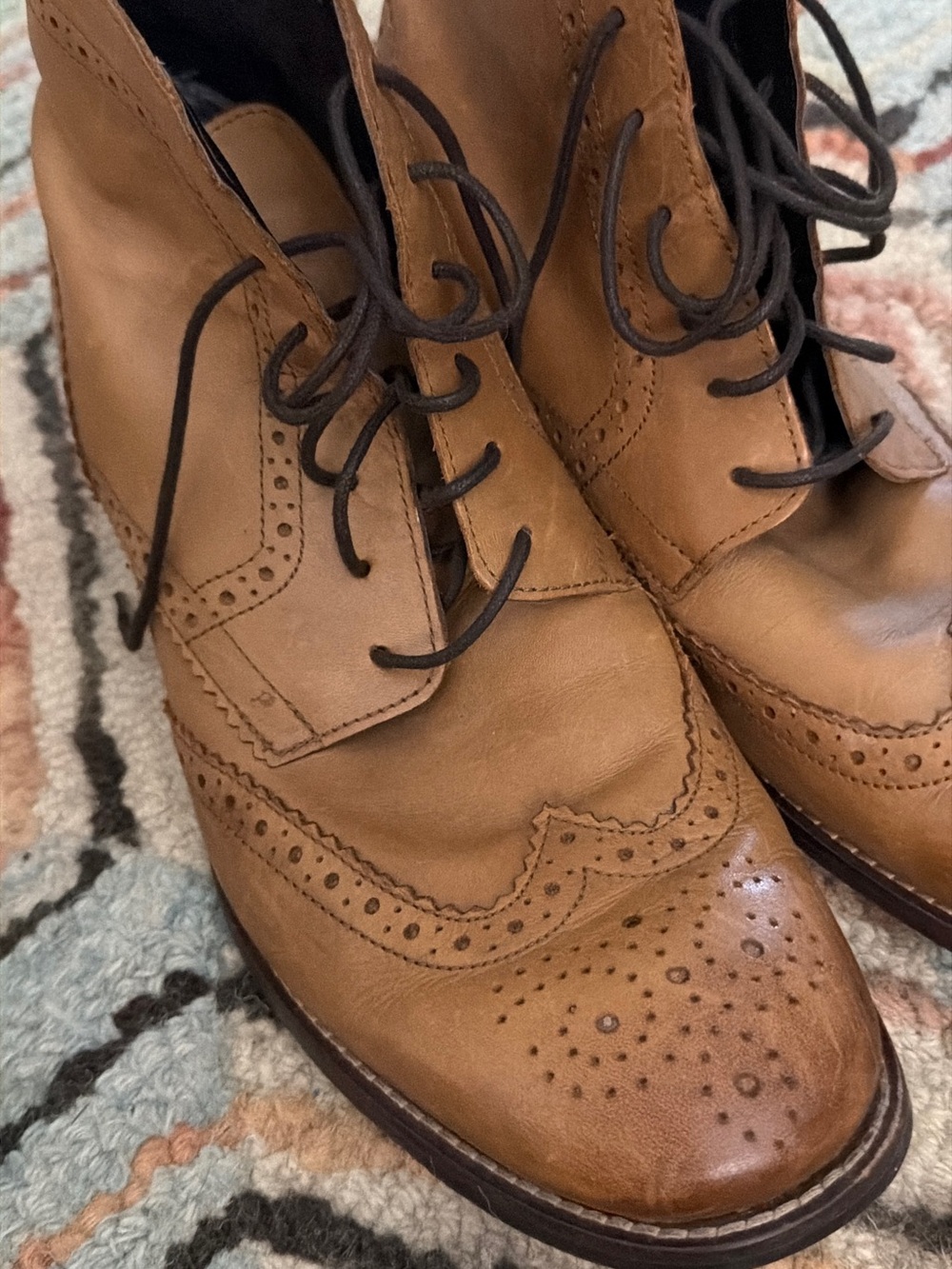 Men's vintage Tan Leather Brogue Boots - Classic Wingtip Lace-Up